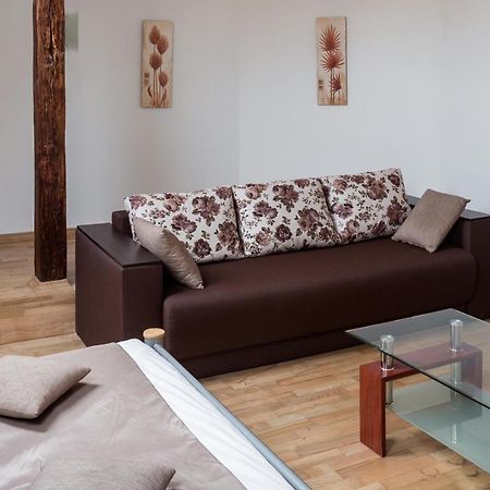 Appartement Romari Два Поверхи à Lviv Extérieur photo